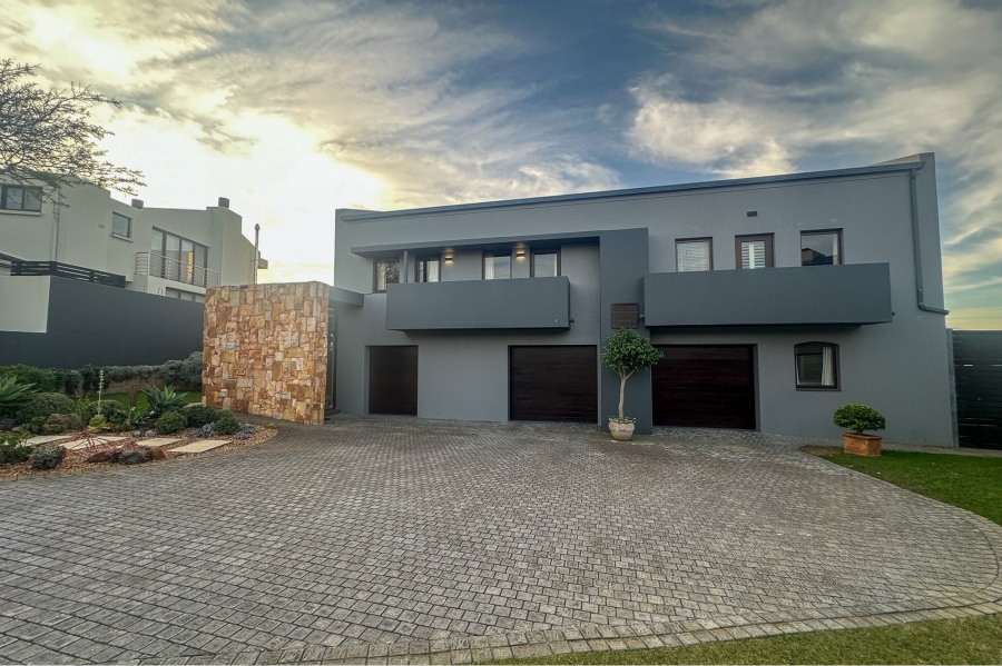 5 Bedroom Property for Sale in Oubaai Western Cape